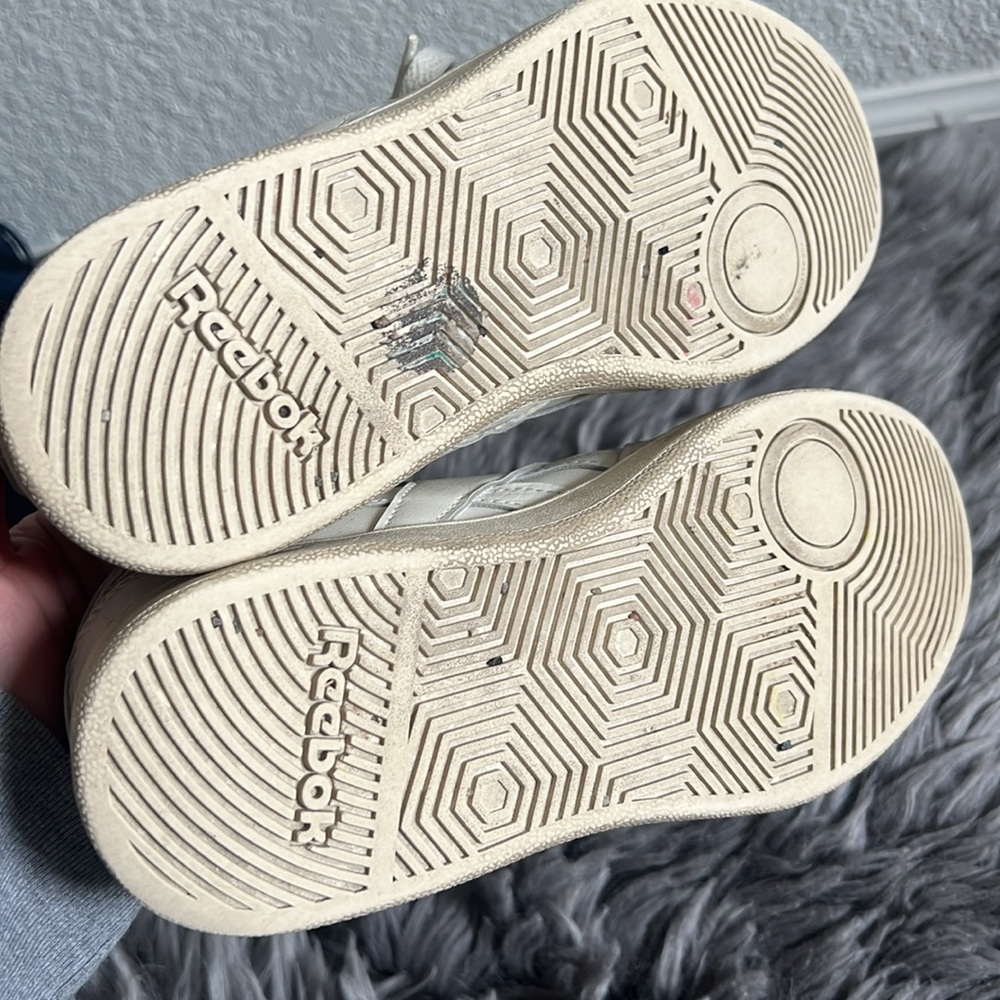 Reebok Vintage Inspired Off-White Sneakers - W7 - Picture 5 of 6